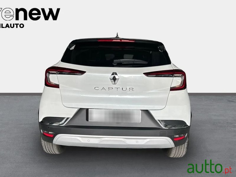 2022' Renault Captur photo #6