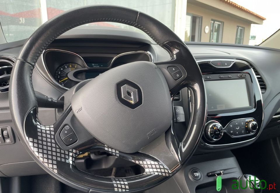 2013' Renault Captur photo #4