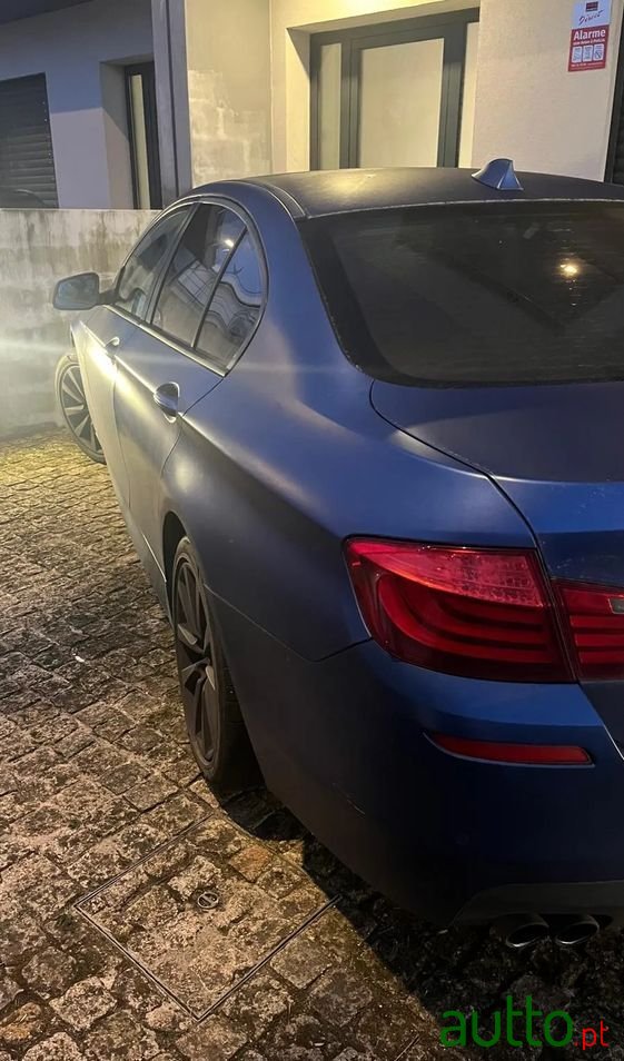 2010' BMW Série 5 photo #4