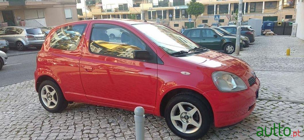 2000' Toyota Yaris photo #2