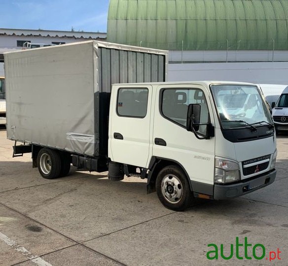 2009' Mitsubishi Canter photo #7