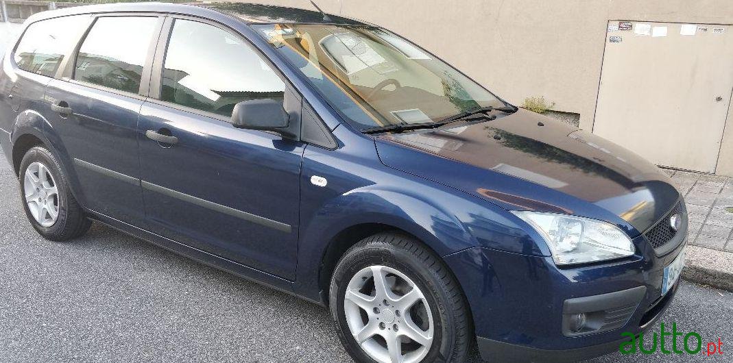 2006' Ford Focus Sw photo #2