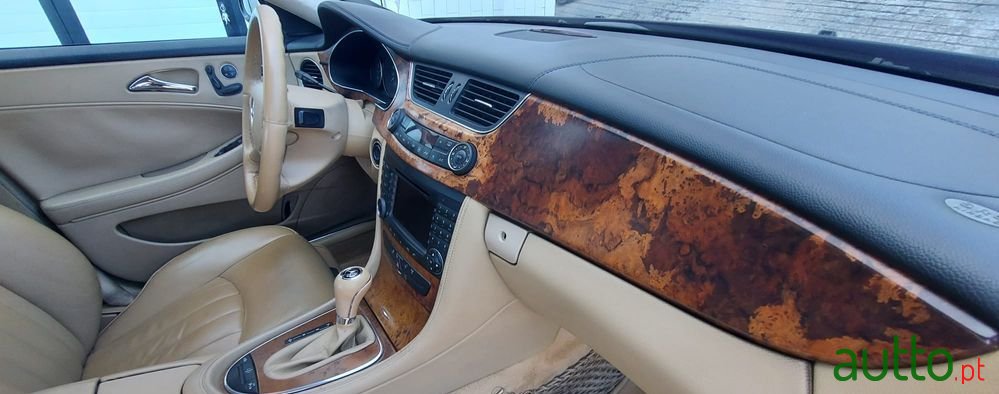 2005' Mercedes-Benz Classe Cls Cdi photo #5