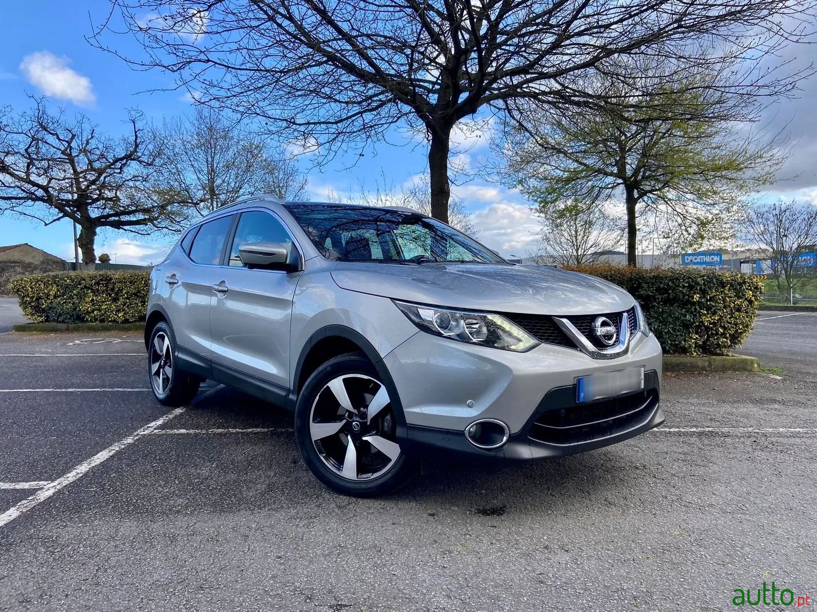 2015' Nissan Qashqai photo #2