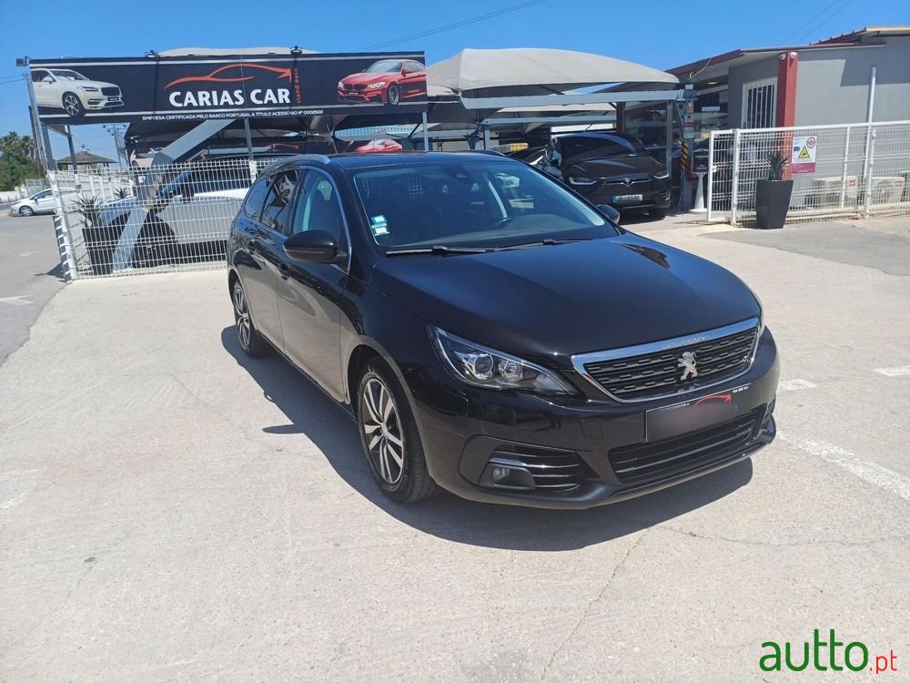 2018' Peugeot 308 Sw photo #2