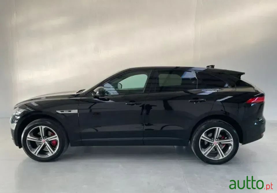 2016' Jaguar F-Pace photo #1