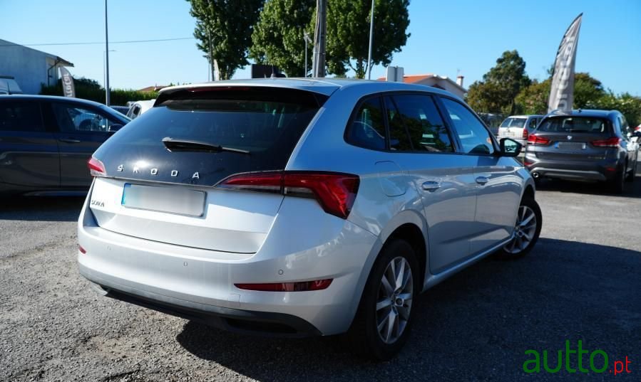 2022' Skoda Scala 1.0 Tsi Ambition photo #4