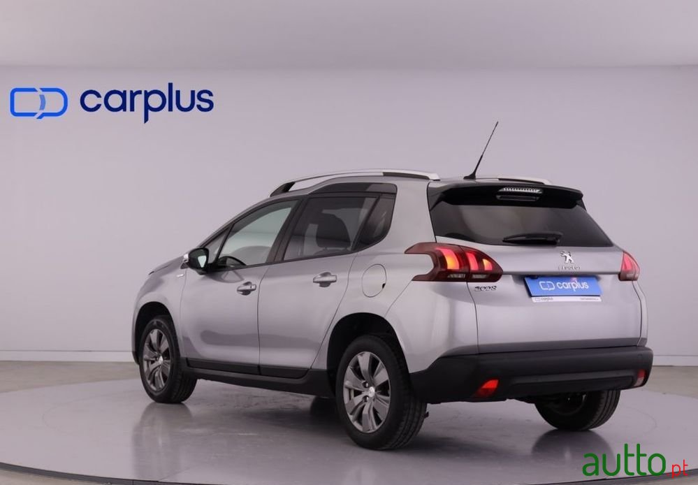 2019' Peugeot 2008 photo #5