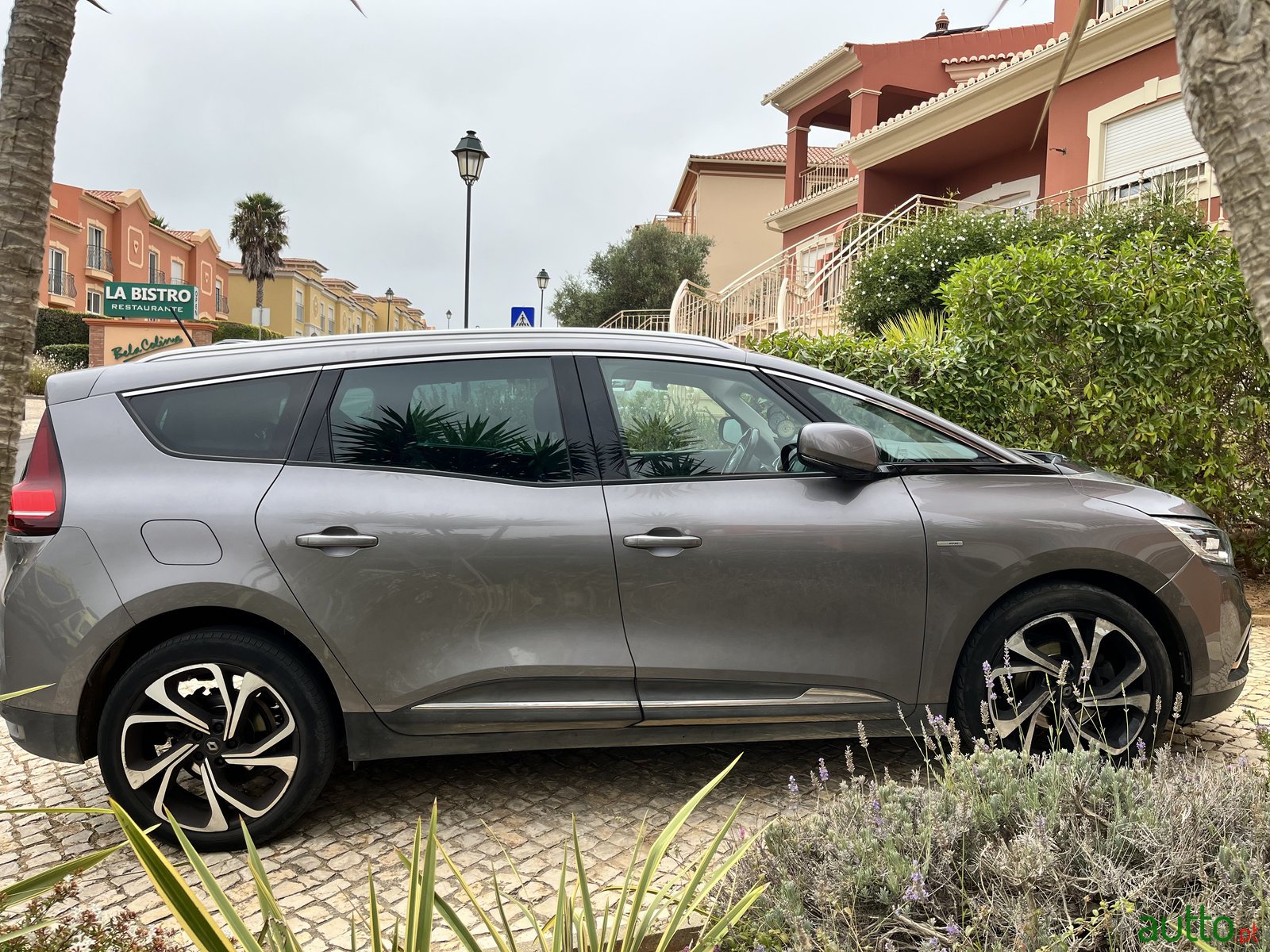 2017' Renault Grand Scenic Bose Edition photo #5