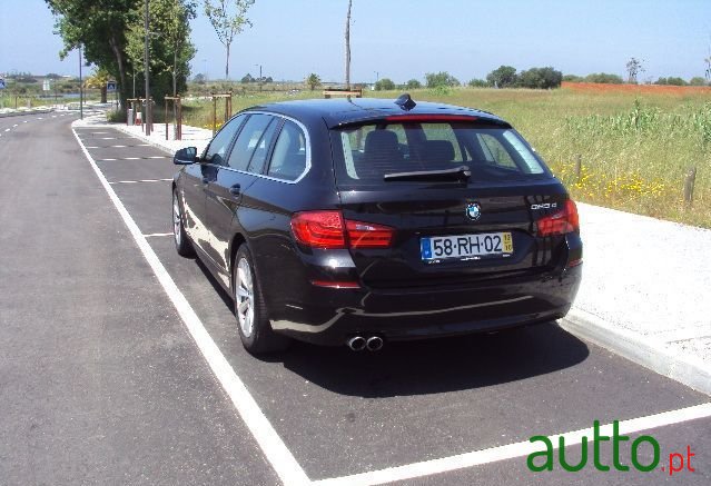 2012' BMW 525 photo #2