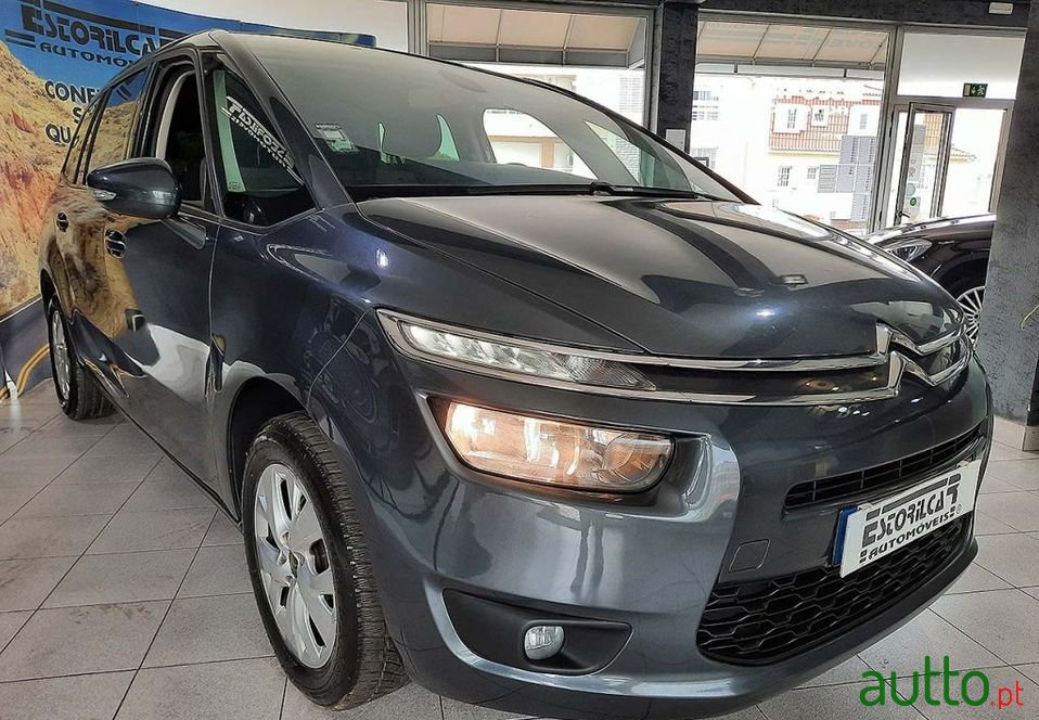 2014' Citroen C4 Grand Picasso photo #2