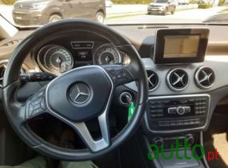 2014' Mercedes-Benz Gla-200 photo #2