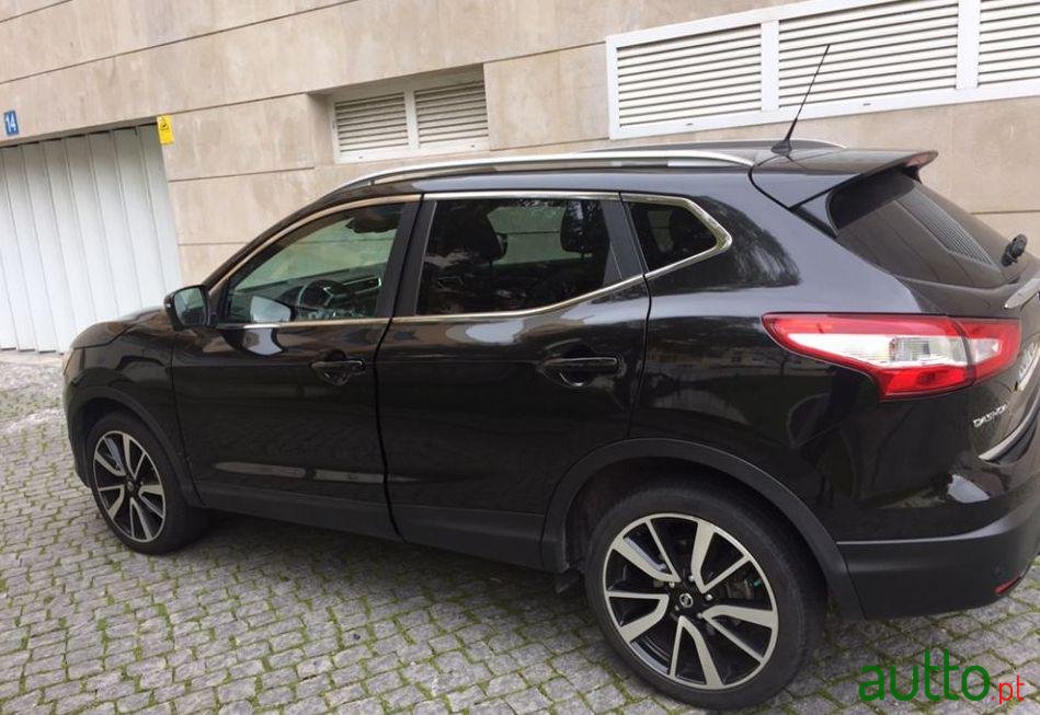 2015' Nissan Qashqai photo #2