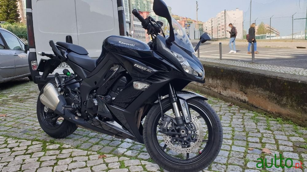 2017' Kawasaki Z 1000 SX photo #1