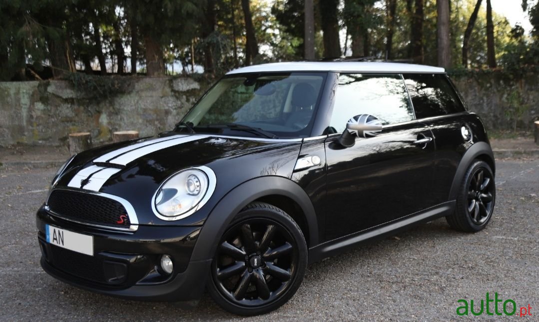2012' MINI Cooper Ver-S photo #1