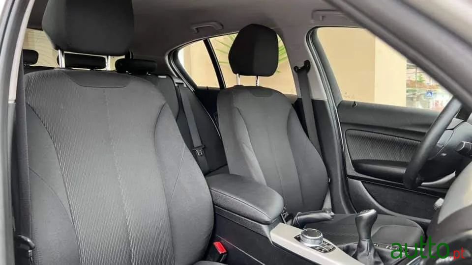 2018' BMW Série 1 D Advantage photo #5