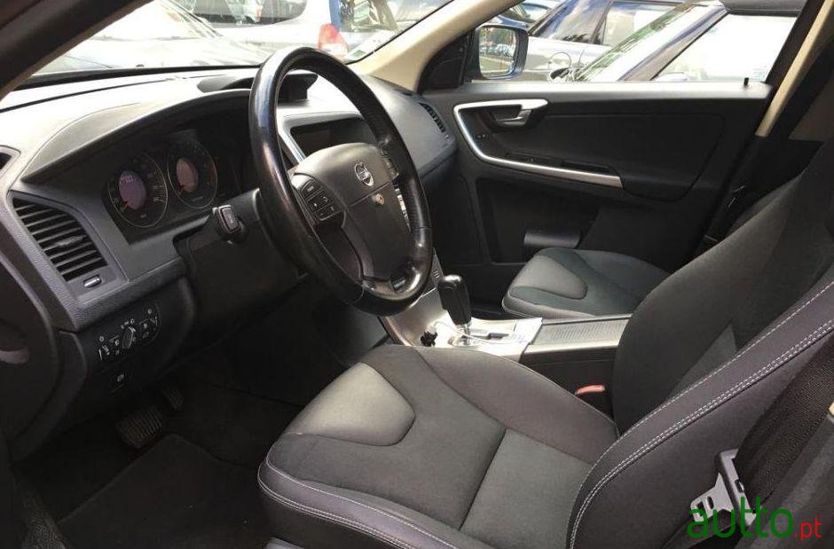 2009' Volvo Xc-60 D5 photo #1