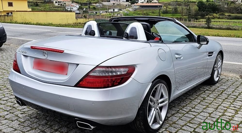 2016' Mercedes-Benz SLK 200 photo #3