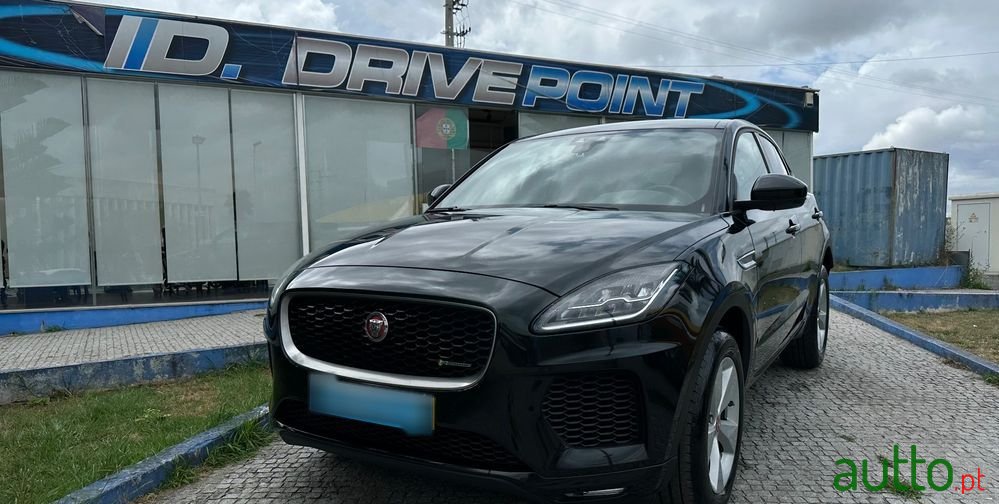 2018' Jaguar E-Pace D150 R-Dynamic photo #2