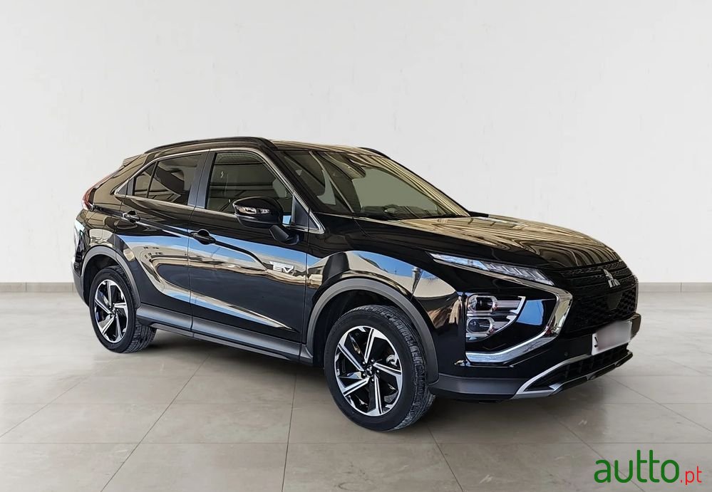 2022' Mitsubishi Eclipse Cross 2.4 Phev Estyle photo #3