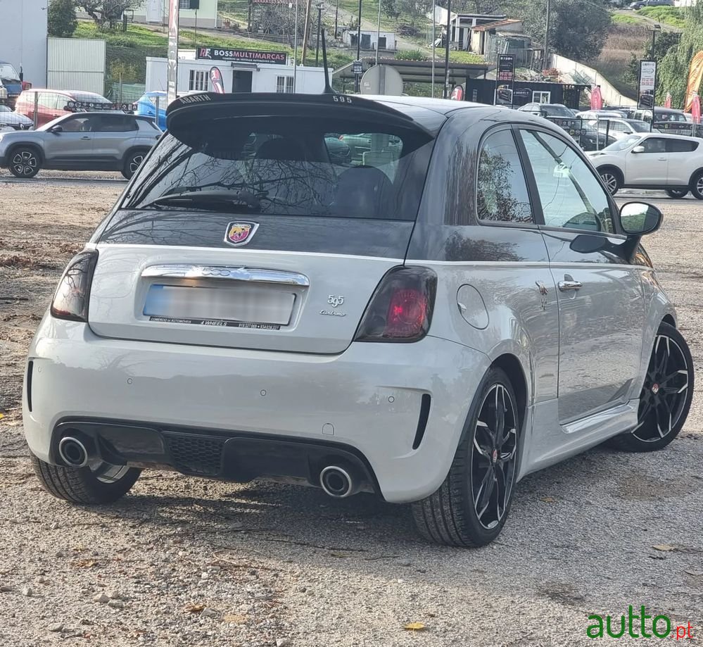 2015' Fiat 595 Abarth photo #5