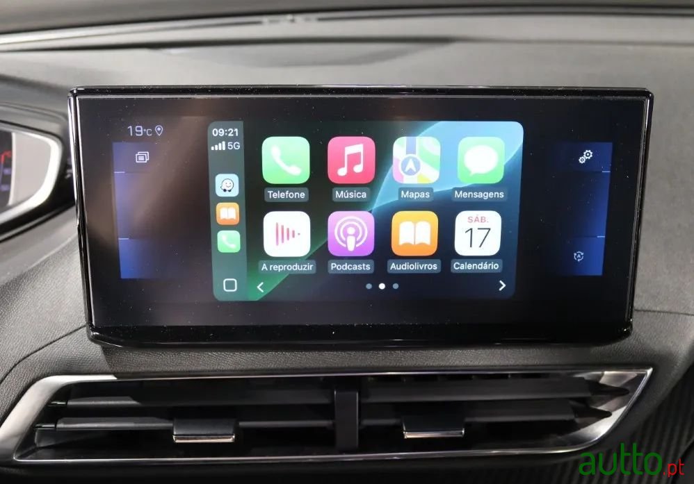 2024' Peugeot 5008 photo #6