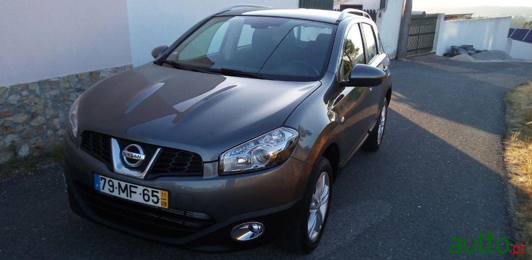 2011' Nissan Qashqai photo #1