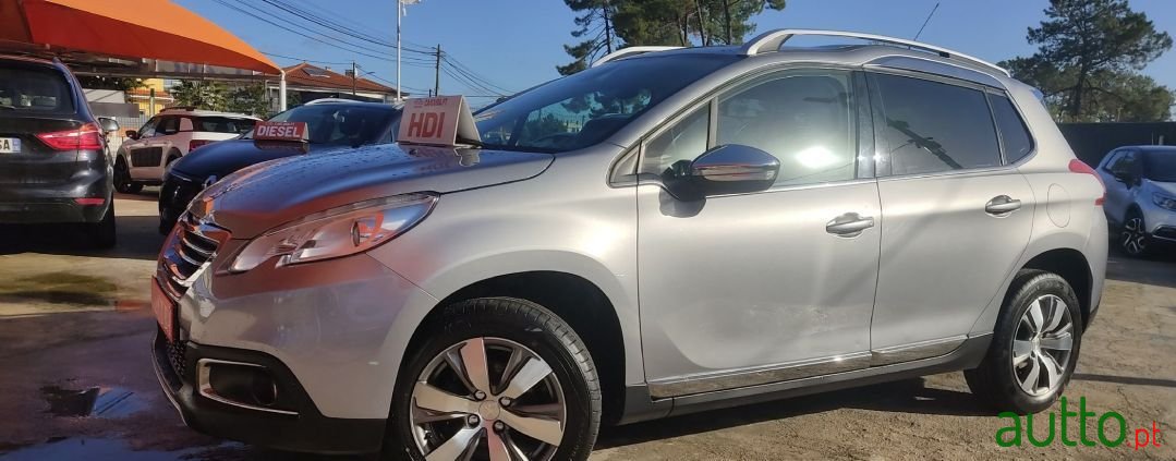 2014' Peugeot 2008 photo #5