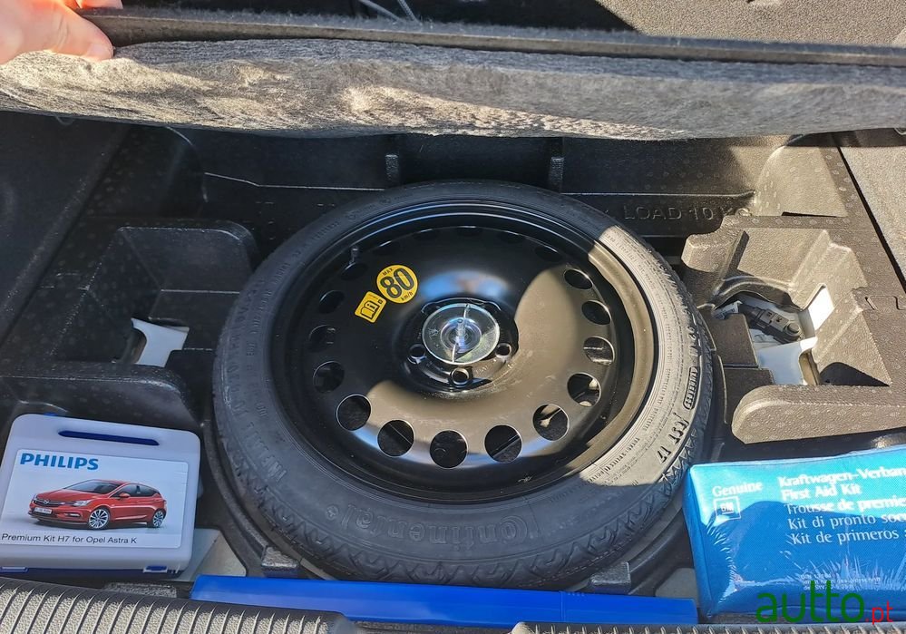 2018' Opel Astra 1.0 Innovation S/S photo #6