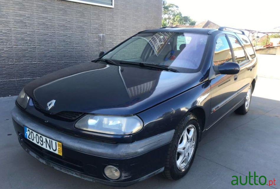 1999' Renault Laguna Break photo #2