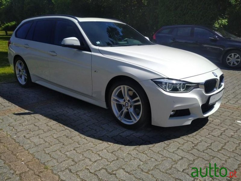 2016' BMW 320 photo #2