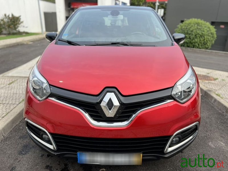 2016' Renault Captur 1.5 Dci photo #2