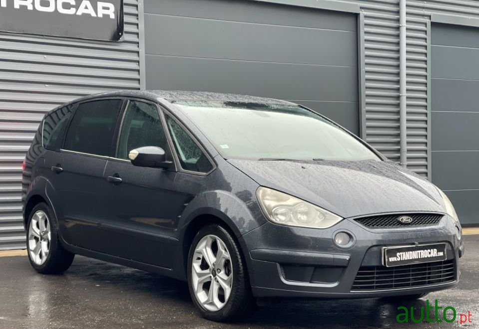 2006' Ford S-Max photo #3