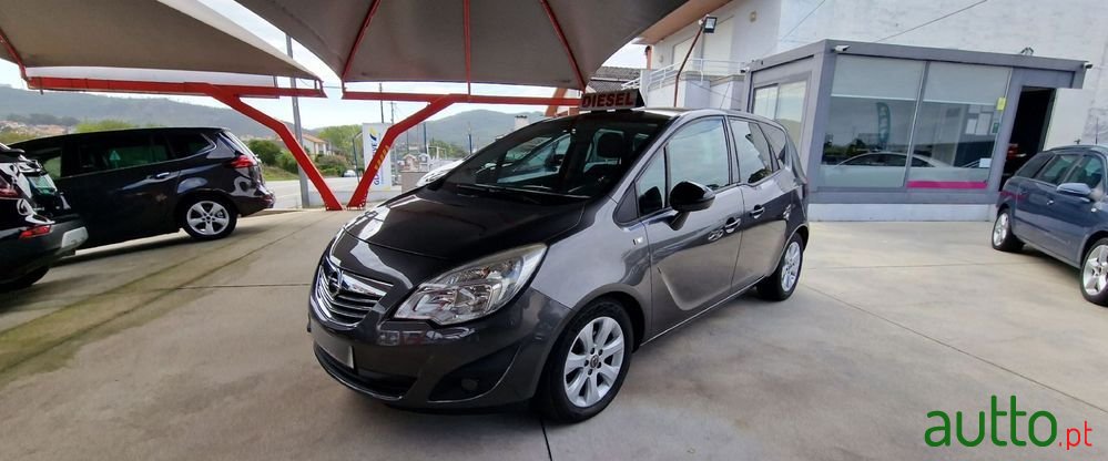 2011' Opel Meriva 1.3 Cdti Cosmo photo #1