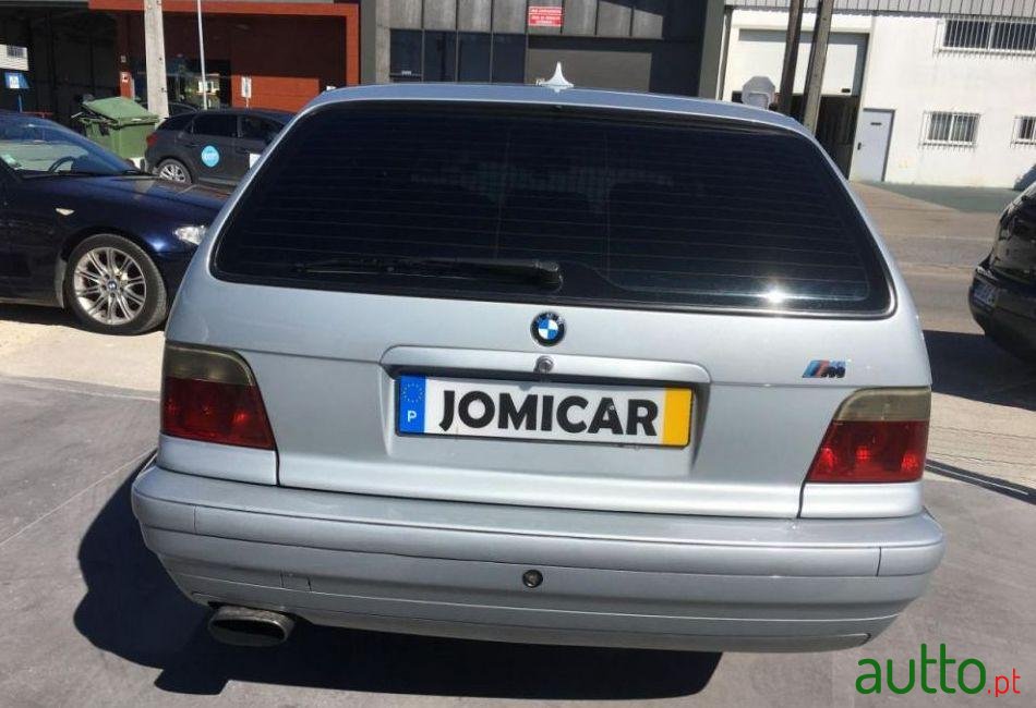 1997' BMW 318 Tds Touring photo #1