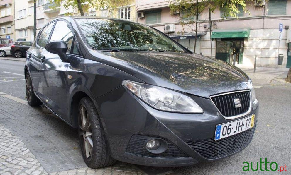 2010' SEAT Ibiza 1.6 Tdi Style Dpf photo #1