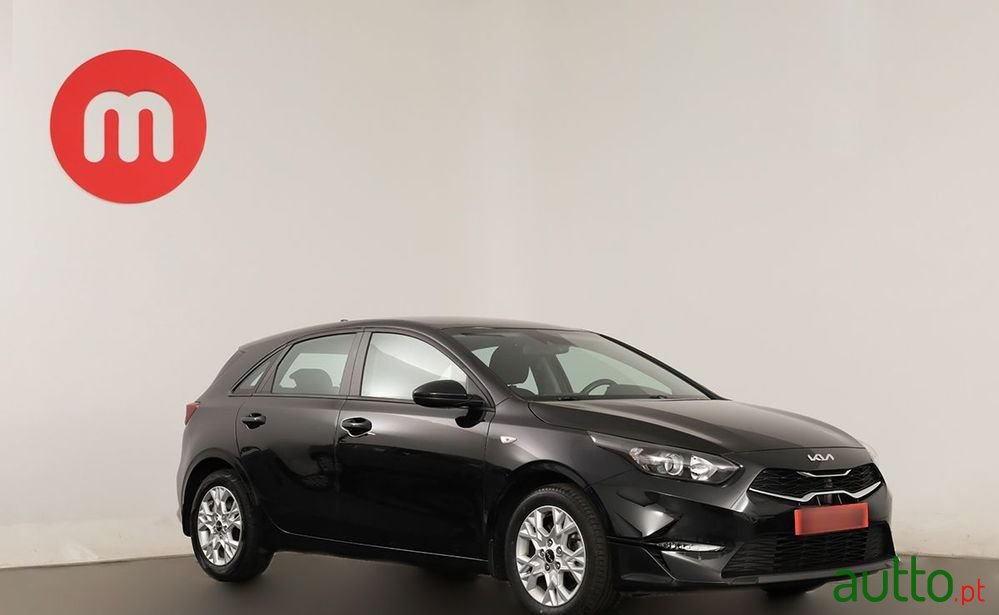 2022' Kia Ceed Sport photo #1