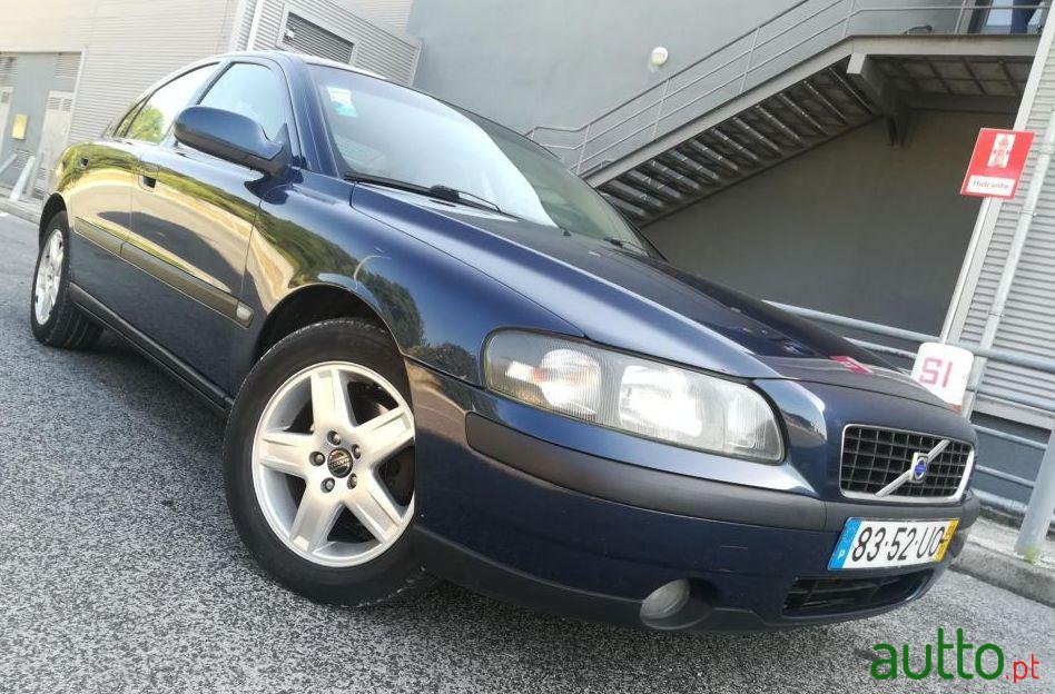 2003' Volvo S60 D5 Nível 3 photo #1