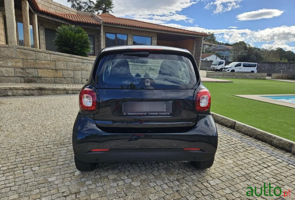 2018' Smart Fortwo Electric Drive Passion photo #5