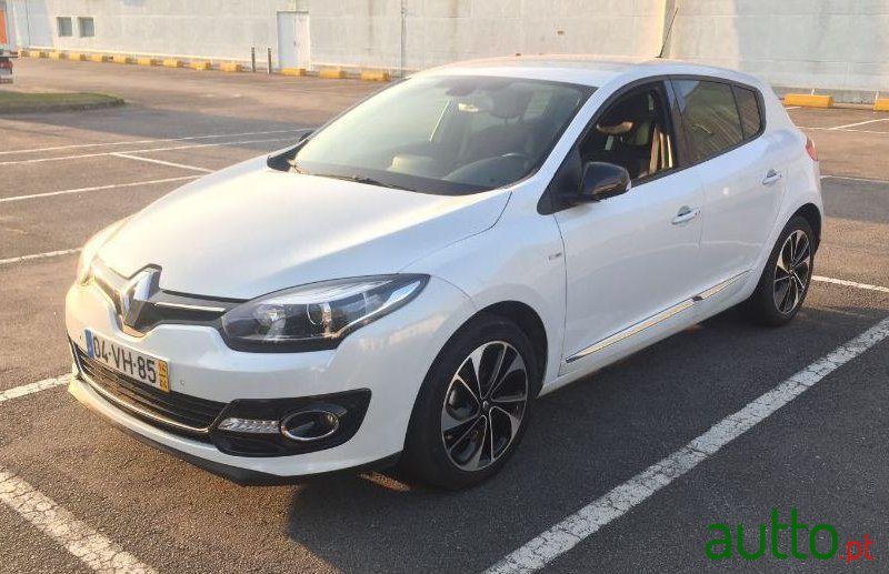 2014' Renault Megane photo #2