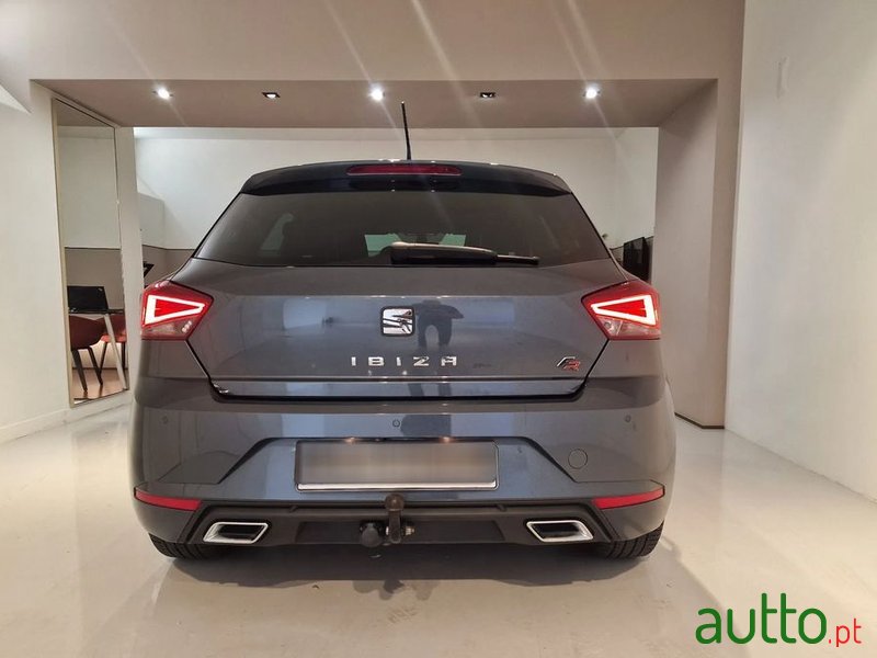 2020' SEAT Ibiza 1.0 Tsi S&S Fr photo #4