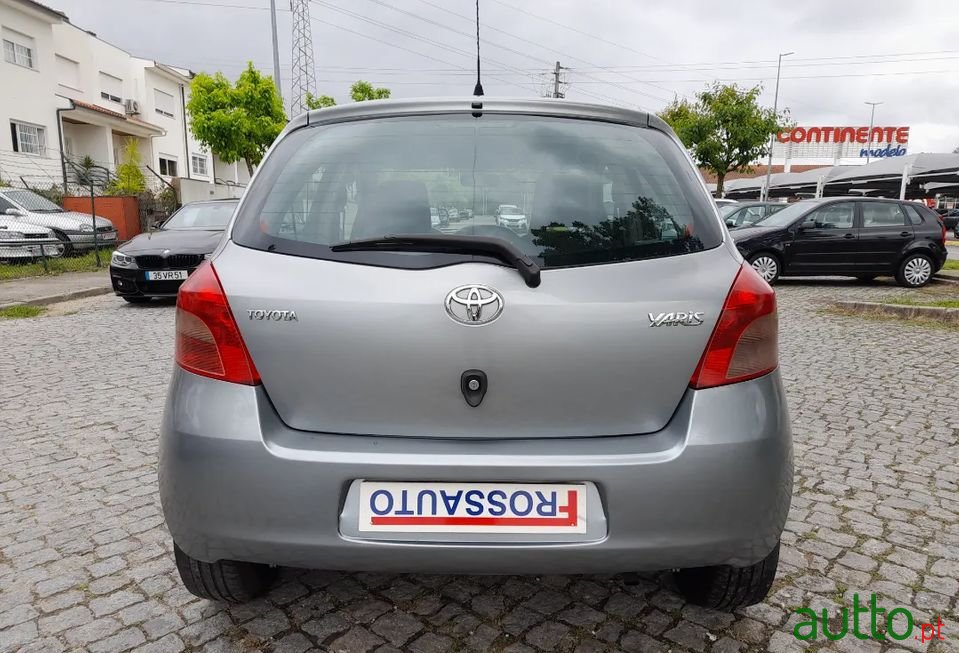 2007' Toyota Yaris photo #6