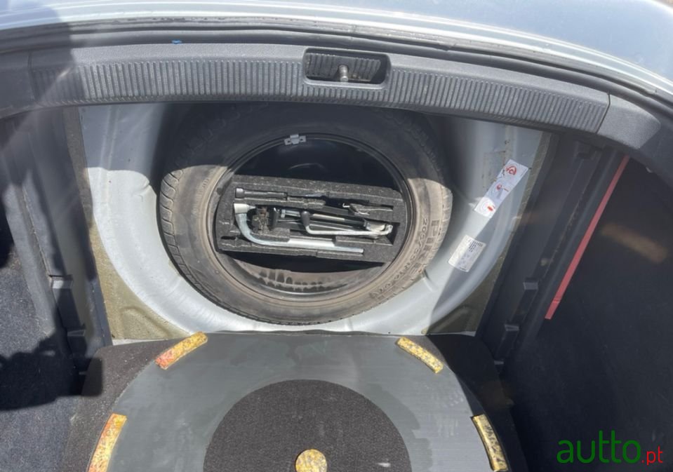 2010' Volkswagen Golf Variant photo #5