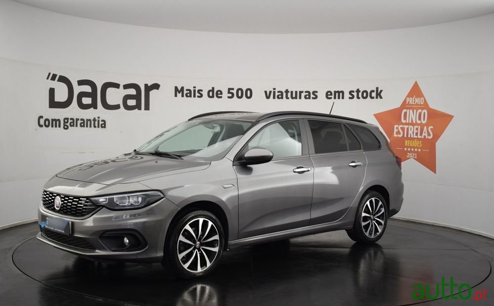 2020' Fiat Tipo 1.6 M-Jet Lounge photo #3