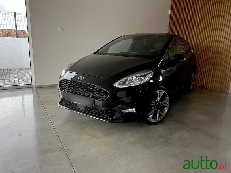 2020' Ford Fiesta photo #6