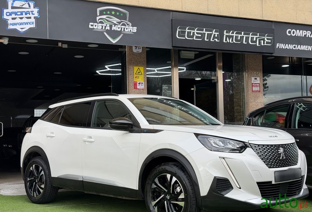 2022' Peugeot e-2008 50 Kwh photo #1