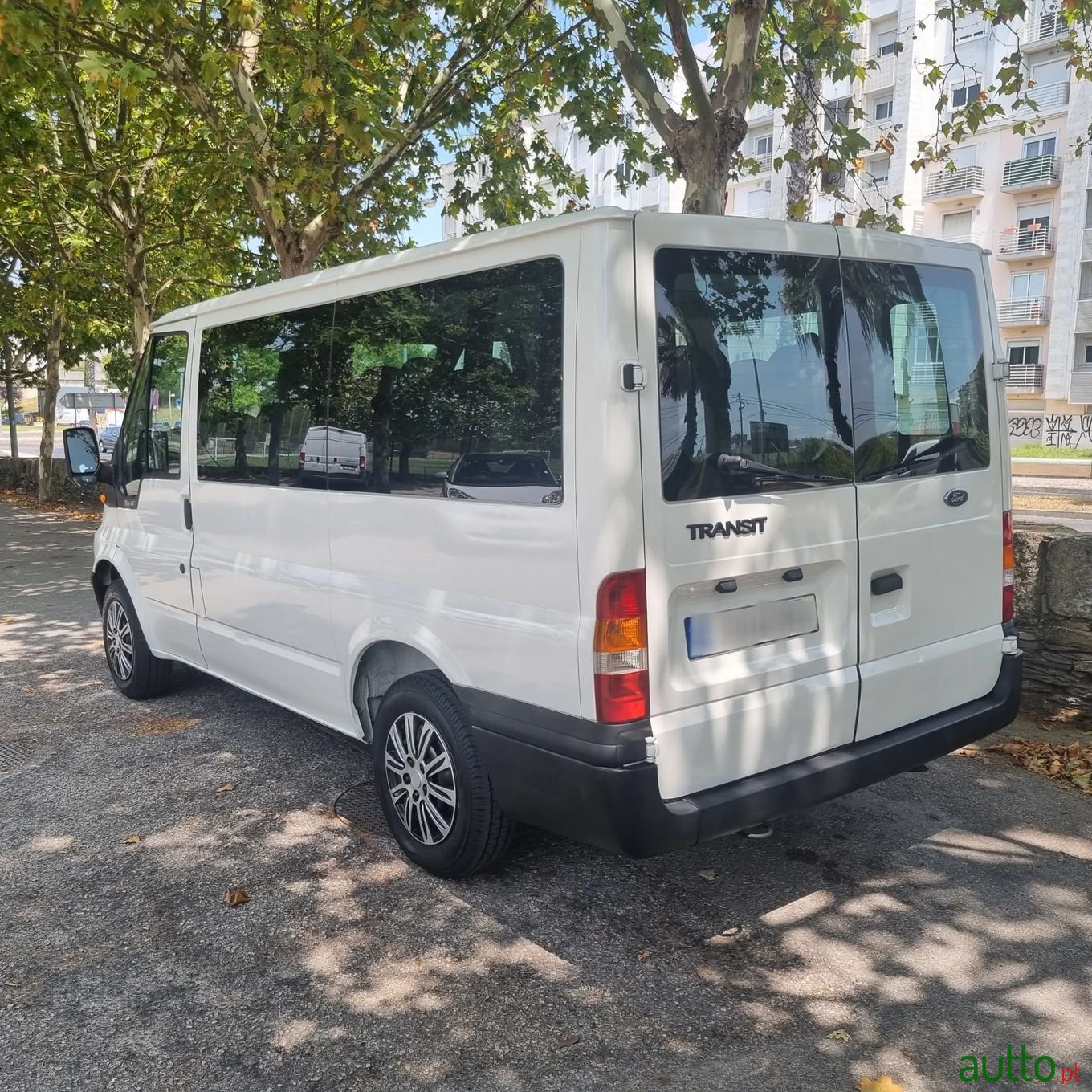 2001' Ford Transit photo #6