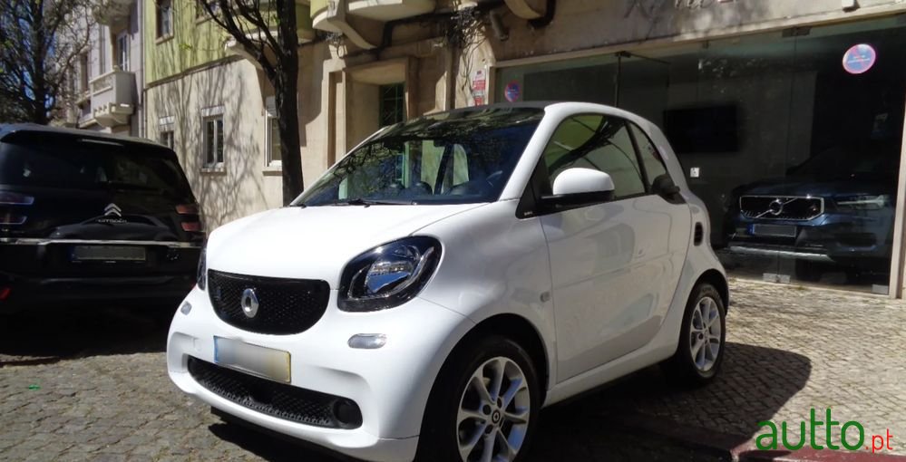 2018' Smart Fortwo Electric Drive Passion photo #1