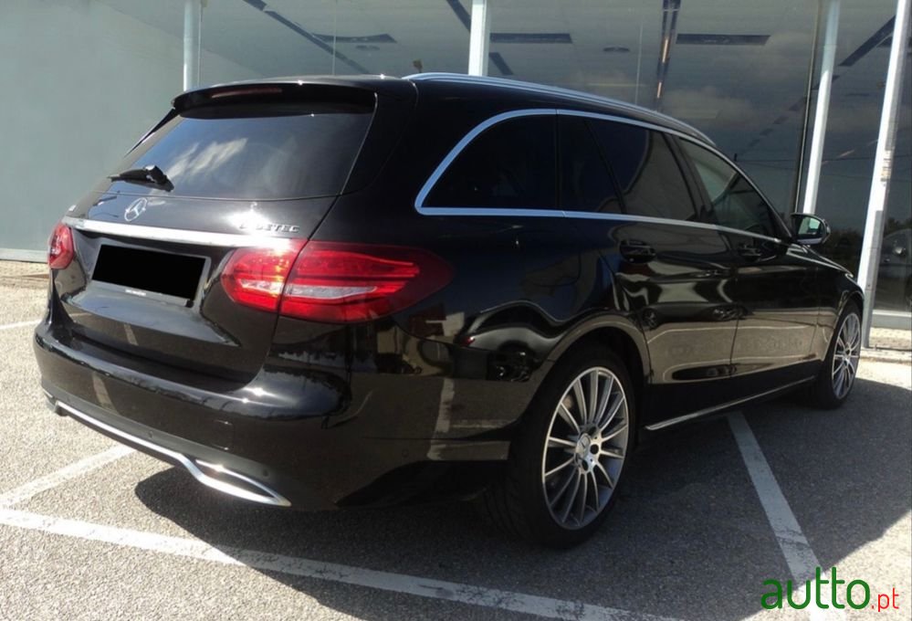 2015' Mercedes-Benz C 200 photo #6