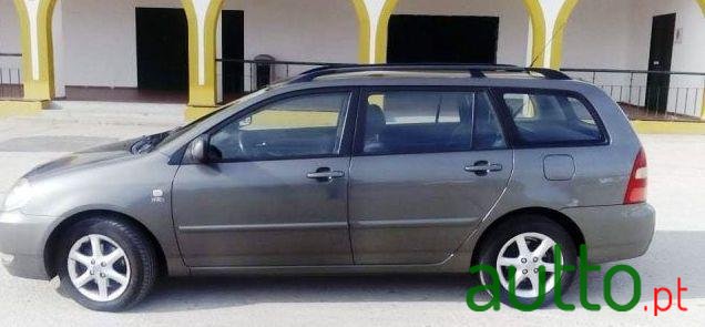 2002' Toyota Corolla 2.0 D-4D Sol Ac photo #1